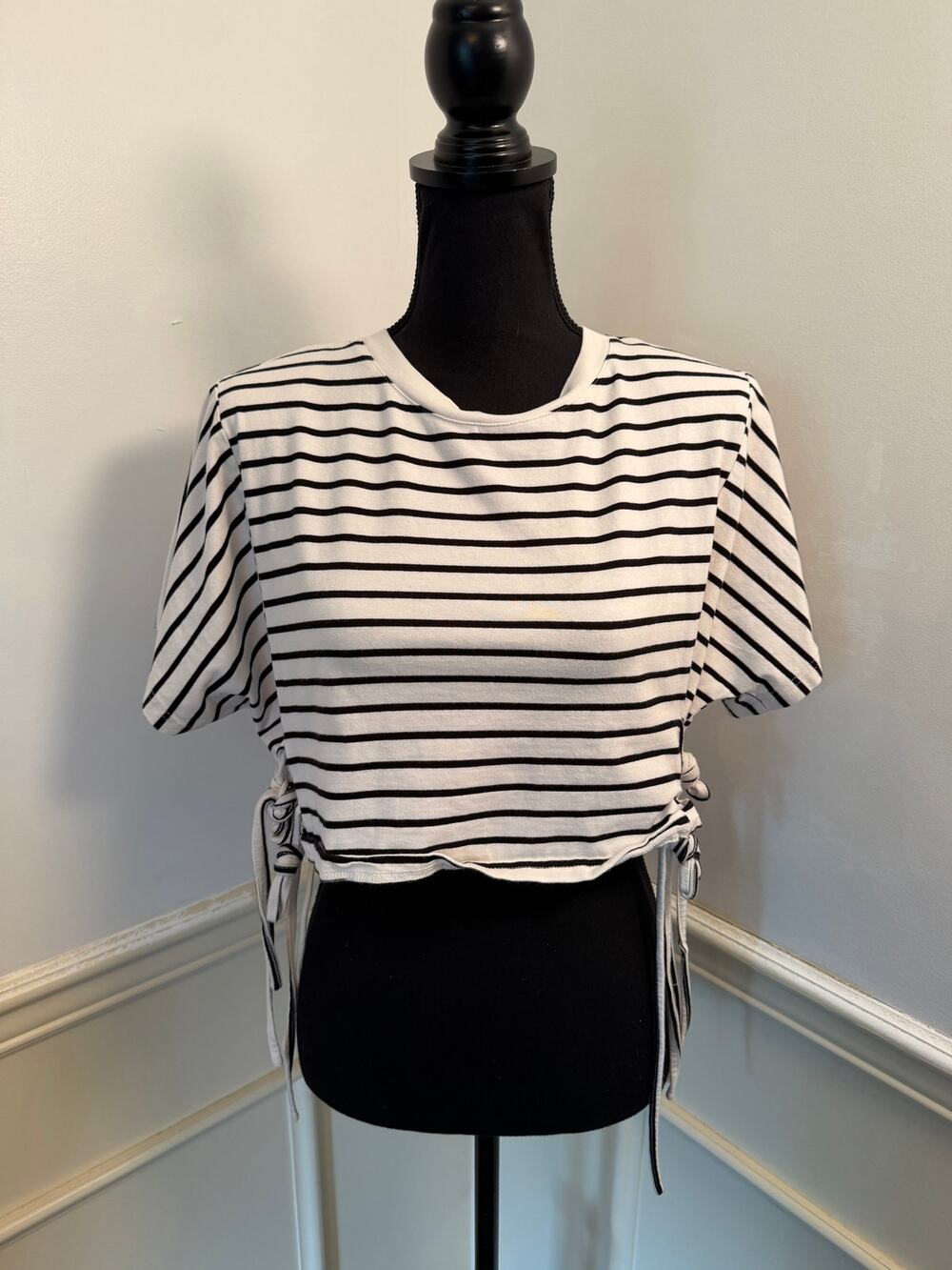 Cider Black & White Striped Cropped Tee Shirt with Side Ties Basic Minimalist